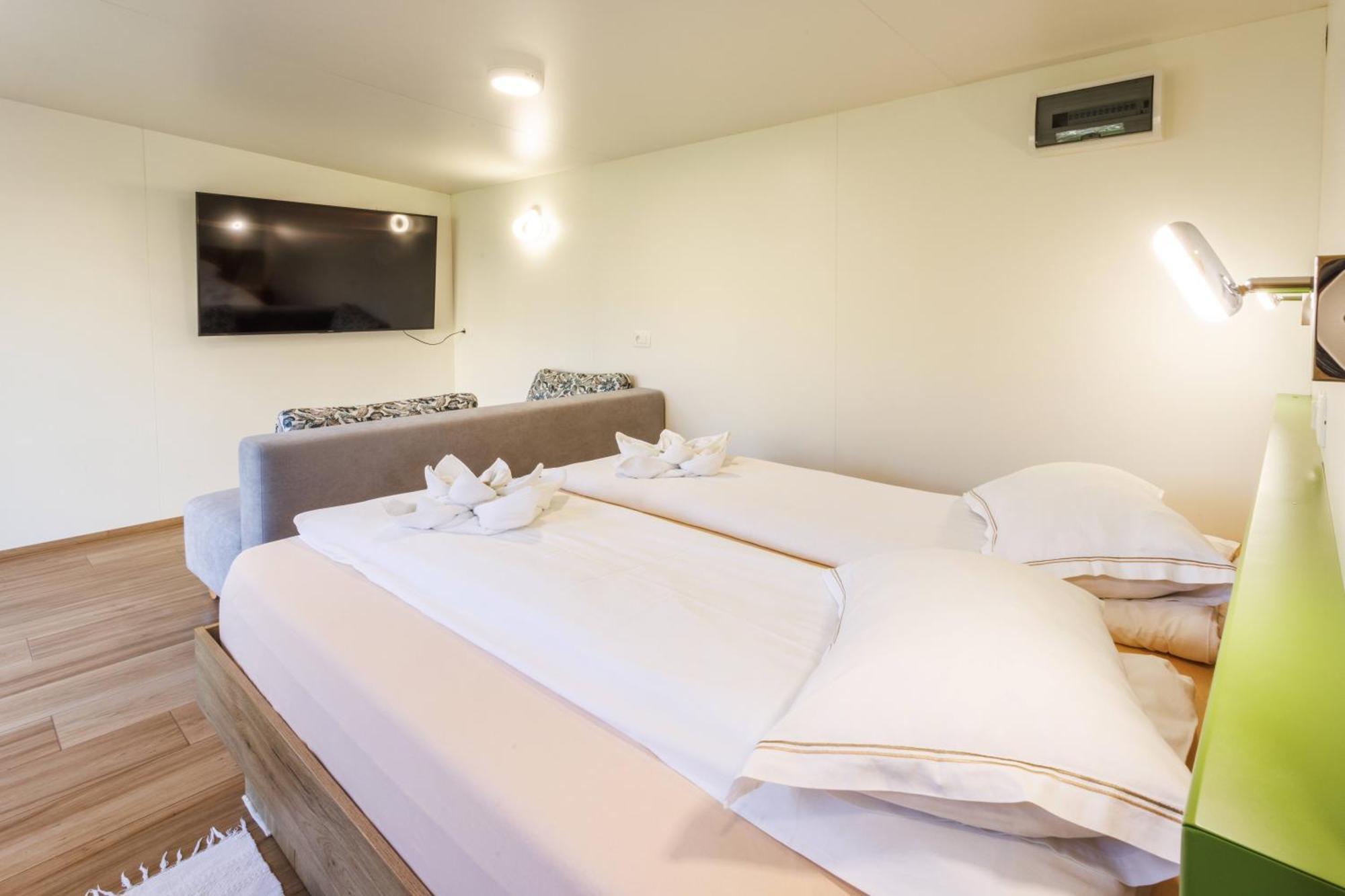 Dol pri Ljubljani Mobile House Vegov Hram酒店 外观 照片