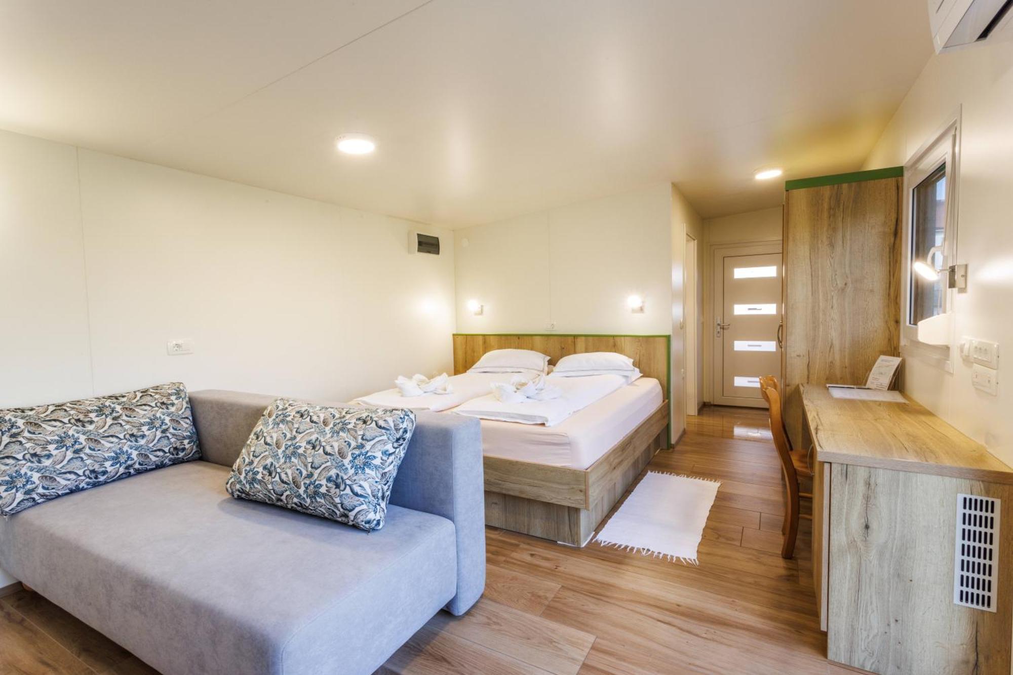 Dol pri Ljubljani Mobile House Vegov Hram酒店 外观 照片